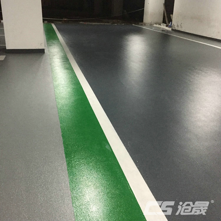 水泥自流平在環(huán)氧樹脂地坪漆施工流程中打底有何作用？