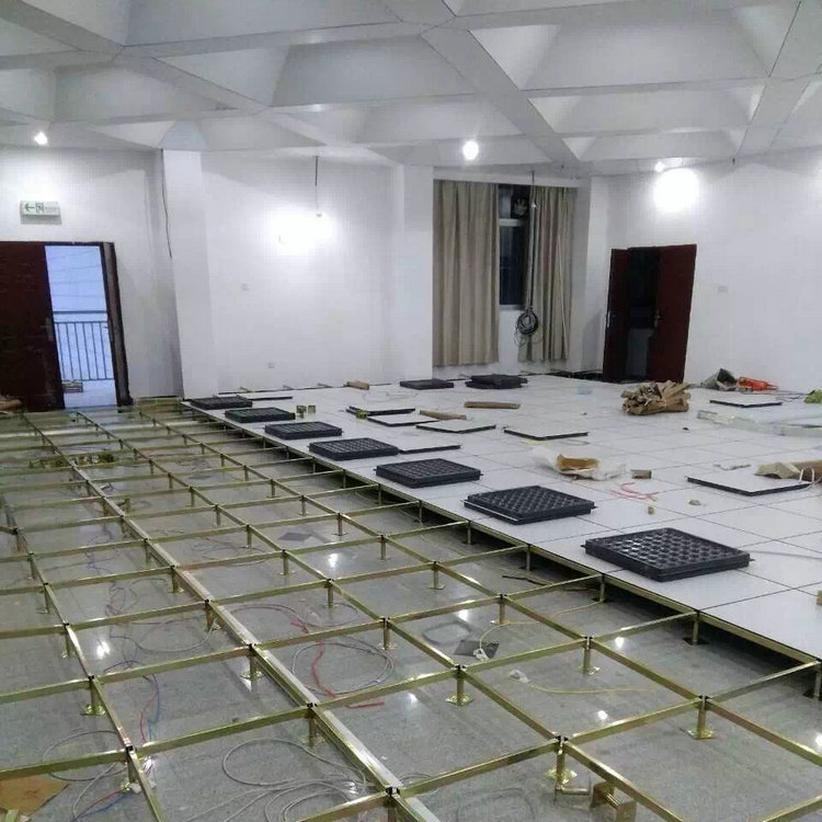 機房防靜電地板有幾種，機房為什么要采用防靜電地板